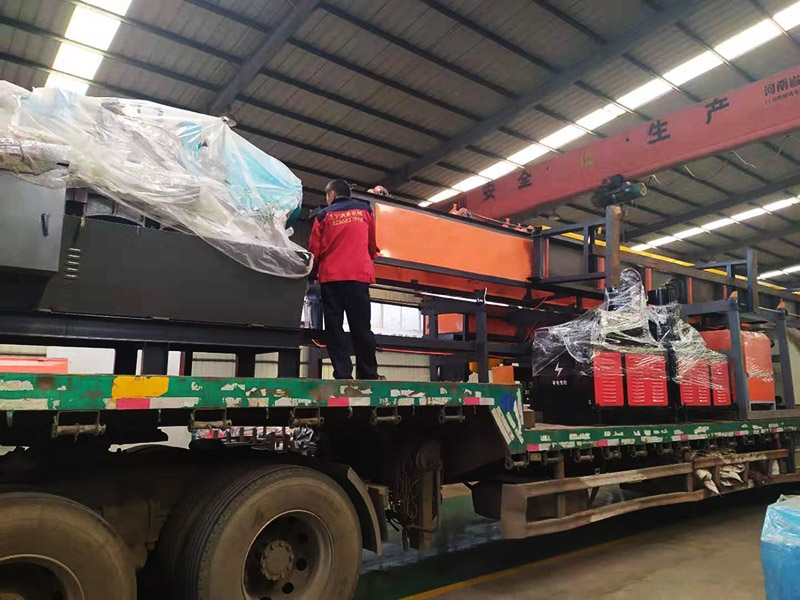 数控钢筋锯切镦粗套丝打磨生产线