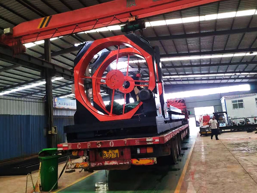 数控钢筋笼滚焊机